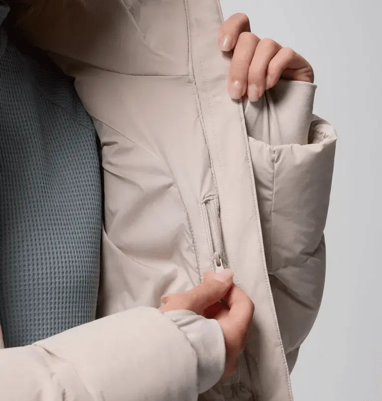 Amaze Women's Puffer™ Long Hooded Jacket